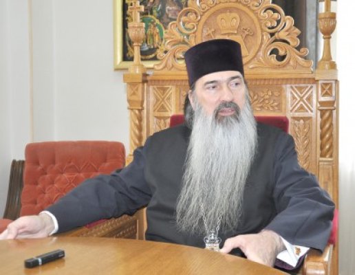 IPS Teodosie a participat la slujba de resfinţire a bisericii de la Rădăşeni